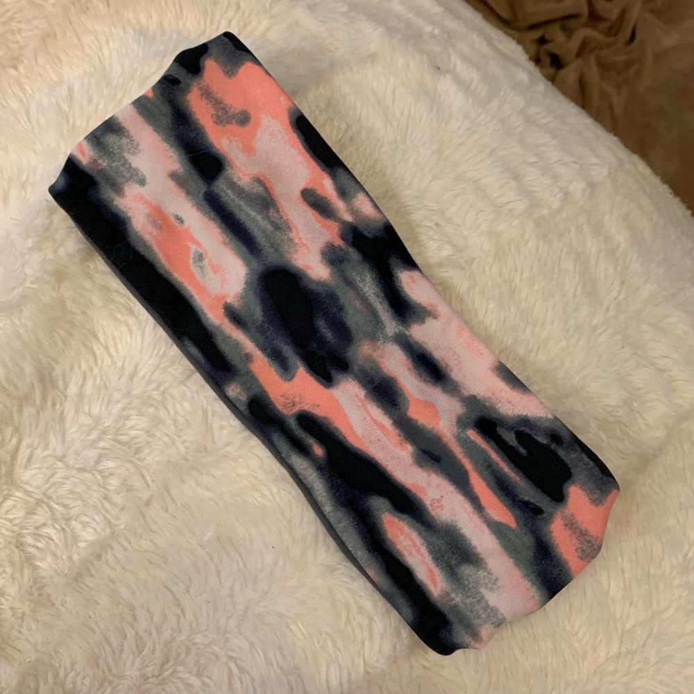 Lululemon reversible headband. Pink tie dye/grey